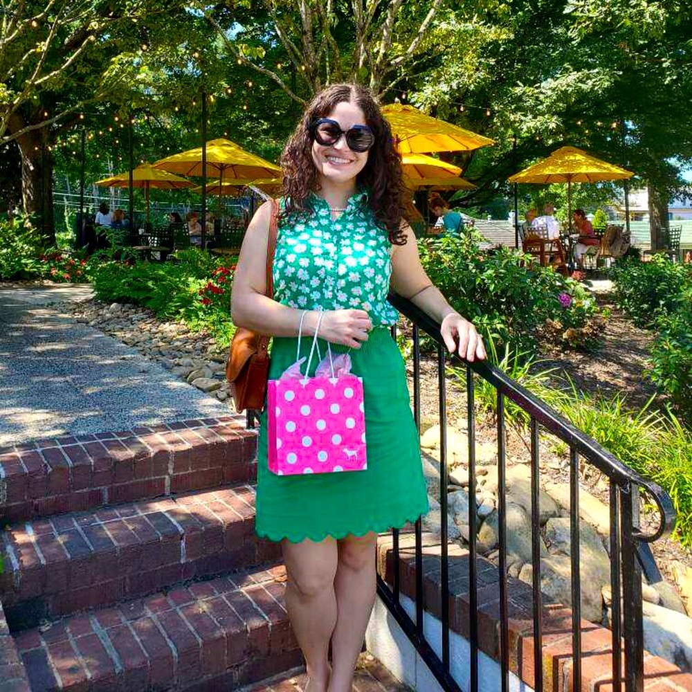 Meet your Posher, Alee